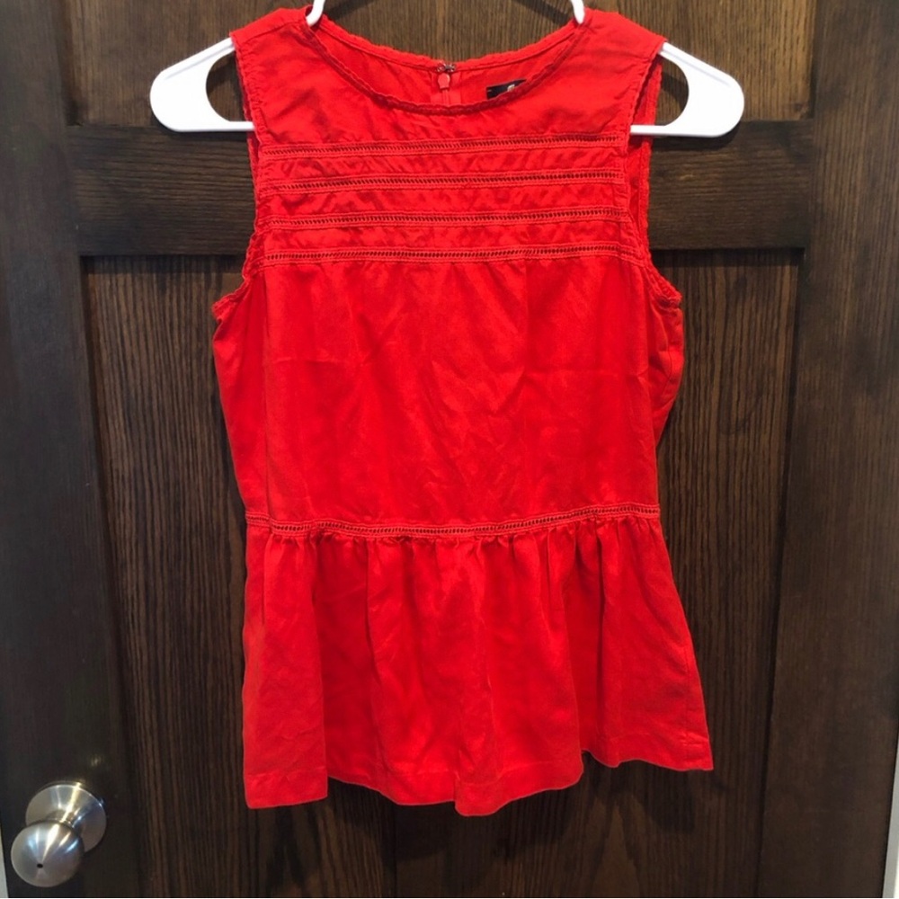 Madewell ruby red sleeveless cinched shirt -small